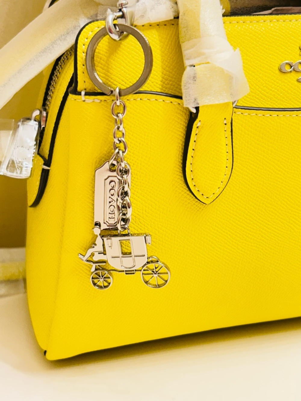 RARE Coach Y2K 1941 Horse and Carriage Keychain/ Bag Charm - Picture 3 of 15